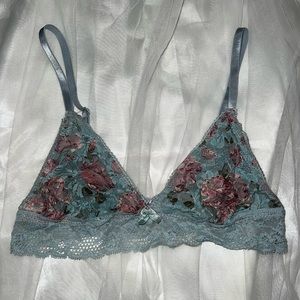 Flower Lace Bralette - Light Blue